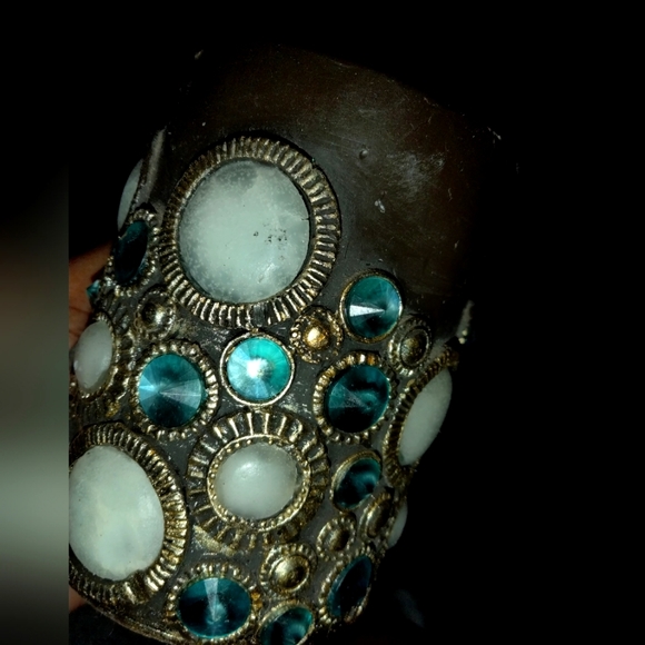 Candle - Picture 3 of 3